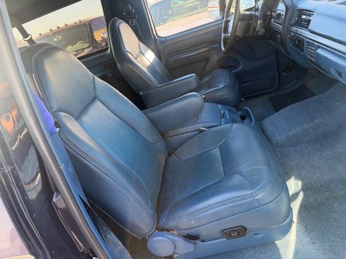 Used 1995 Ford Bronco XLT AWD/4WD image 24