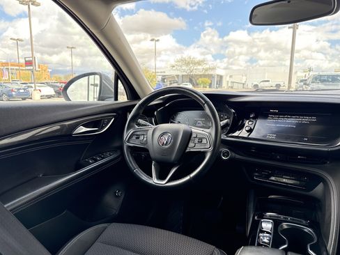 Used 2022 Buick Envision Preferred image 18