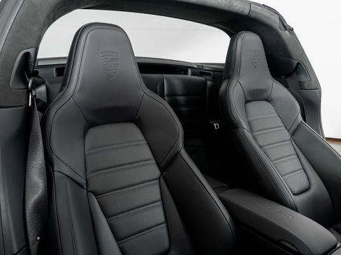 Used 2026 Porsche 911 Targa 4 GTS image 30