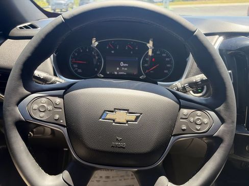 Used 2023 Chevrolet Traverse LT AWD/4WD image 14