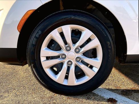 Certified 2024 Kia Soul LX image 8