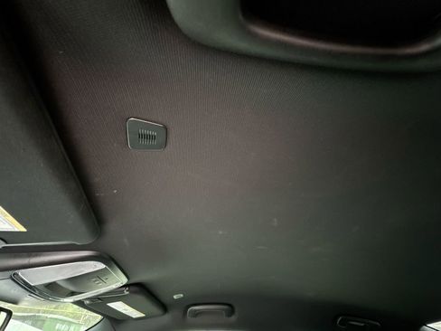 Used 2022 Dodge Charger GT w/ Blacktop Package image 20