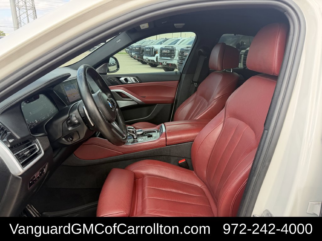 Used 2021 BMW X6 M50i w/ Executive Package AWD/4WD image 27