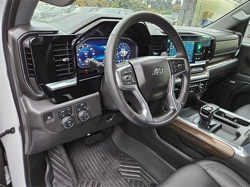 Used 2025 Chevrolet Silverado 1500 LT Trail Boss w/ Convenience Package II image 20