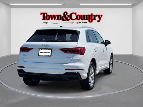 Used 2022 Audi Q3 2.0T Premium AWD/4WD image 4