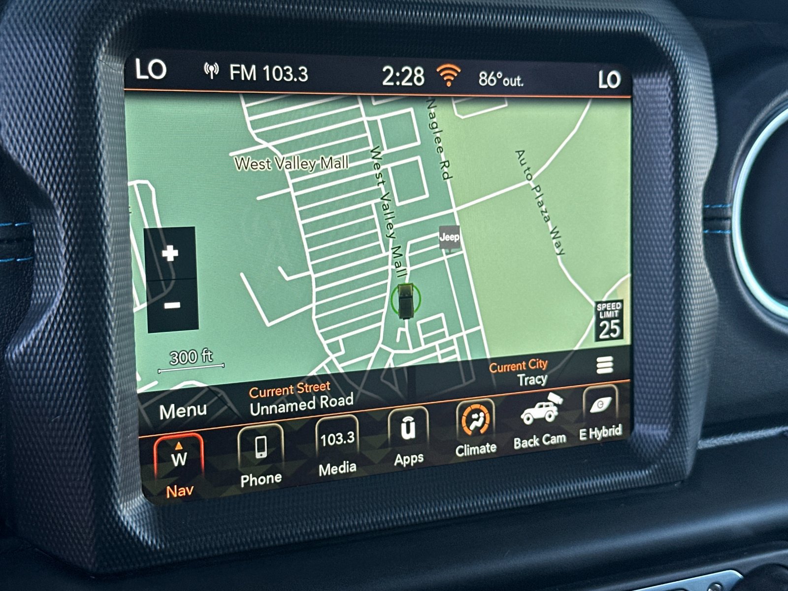 Used 2023 Jeep Wrangler Unlimited Rubicon 4xe AWD/4WD image 36