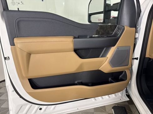 New 2026 Ford F350 Lariat w/ Lariat Ultimate Package image 18