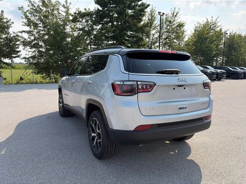 New 2026 Jeep Compass Limited AWD/4WD image 10