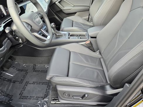 New 2025 Audi Q3 2.0T Premium image 26