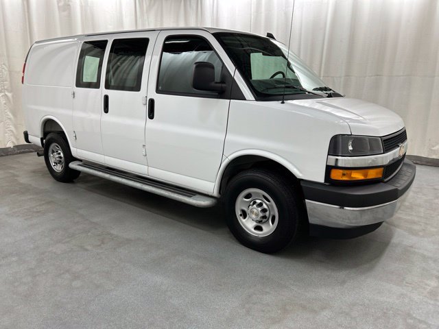 Used 2025 Chevrolet Express 2500 w/ Driver Convenience Package RWD image 1