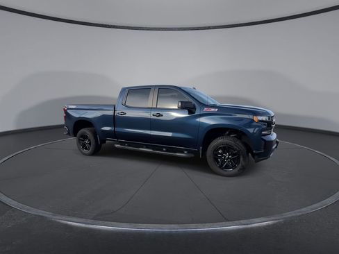 Used 2019 Chevrolet Silverado 1500 LT Trail Boss image 2