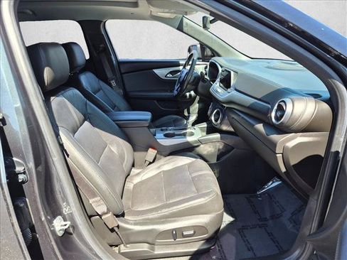 Used 2019 Chevrolet Blazer LT w/ Sun and Wheels Package FWD image 19