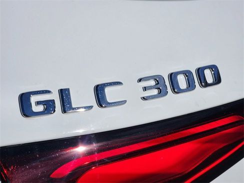 New 2026 Mercedes-Benz GLC 300 4MATIC image 14