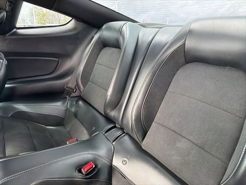 Used 2016 Ford Mustang Shelby GT350 w/ Technology Package RWD image 15