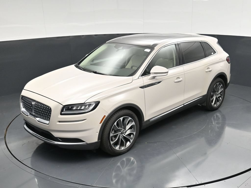 Used 2022 Lincoln Nautilus Reserve w/ Equipment Group 201A FWD image 50