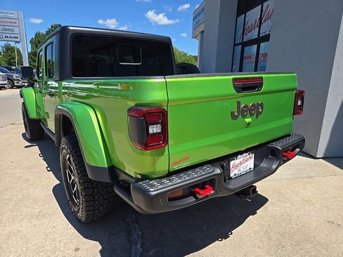 New 2025 Jeep Gladiator Rubicon w/ Safety Group image 8