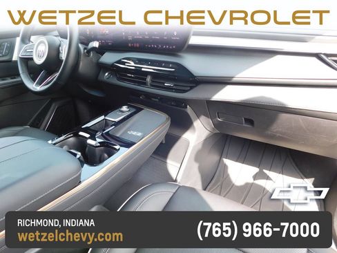 Used 2025 Buick Enclave Avenir w/ Super Cruise Package AWD/4WD image 20