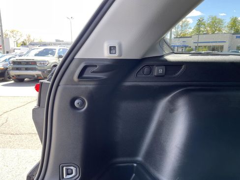 Used 2023 Jeep Grand Cherokee Limited AWD/4WD image 18
