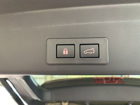 New 2026 Subaru Ascent Limited image 18