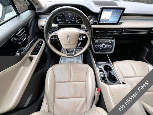 Used 2021 Lincoln Corsair AWD w/ Premium Package image 5