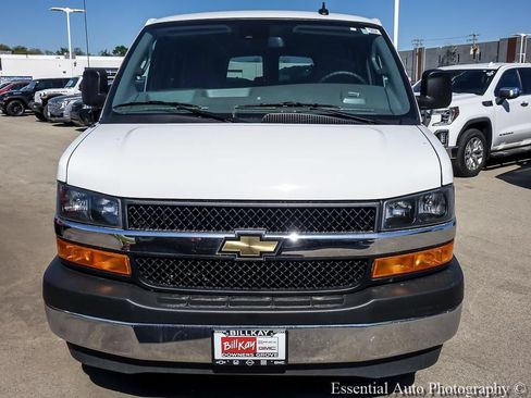 Used 2024 Chevrolet Express 3500 LT w/ LT Preferred Equipment Group RWD image 6