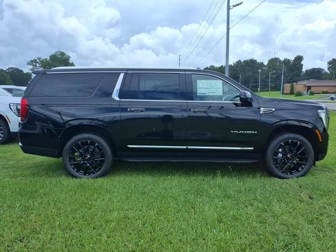 New 2026 GMC Yukon XL Elevation AWD/4WD image 8