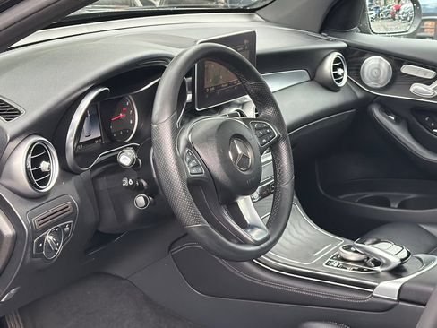 Used 2018 Mercedes-Benz GLC 300 4MATIC image 14