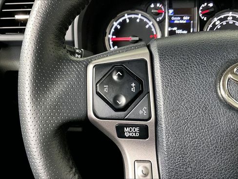 Used 2020 Toyota 4Runner Limited image 18