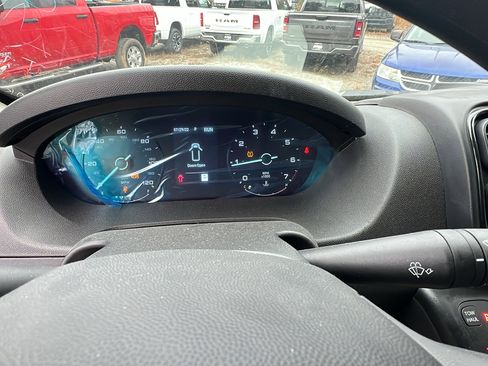 Used 2025 RAM ProMaster 1500 image 25