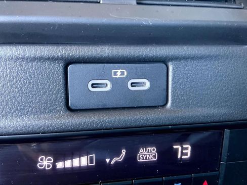 Used 2024 MAZDA CX-90 3.3 Turbo w/ Premium Package image 32