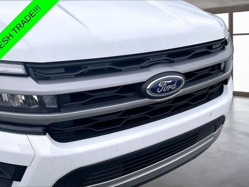 Used 2024 Ford Expedition XLT RWD image 32