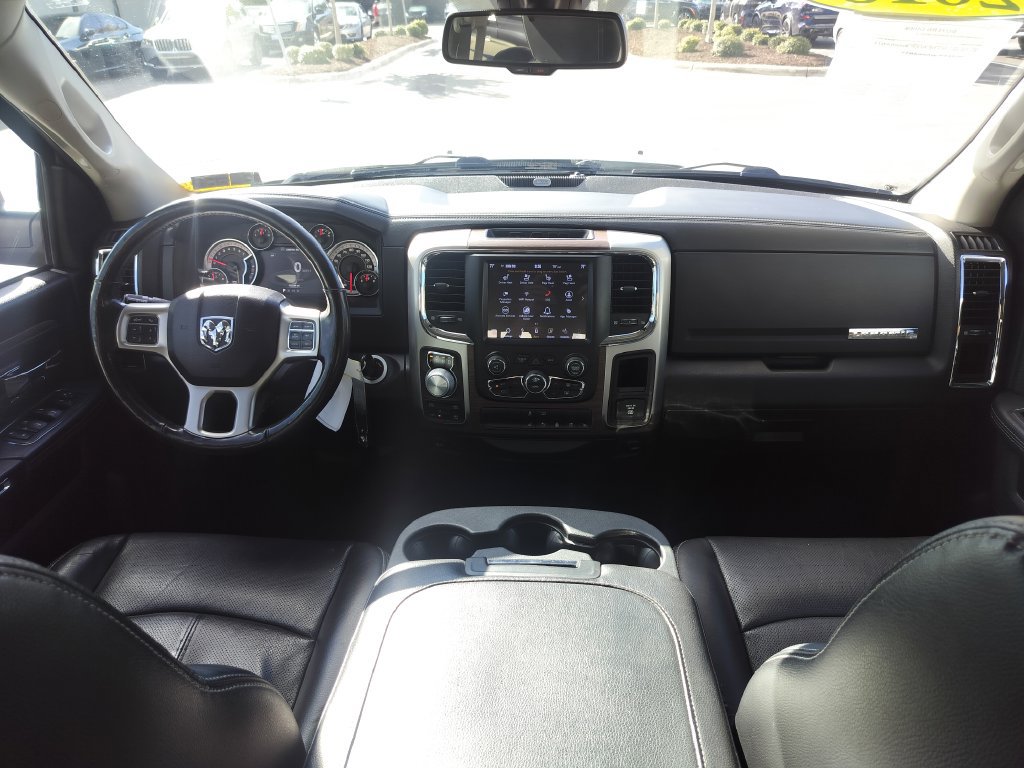 Used 2018 RAM 1500 Laramie AWD/4WD image 11