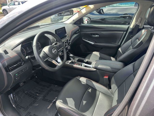 Used 2024 Nissan Sentra SR w/ SR Premium Package FWD image 15