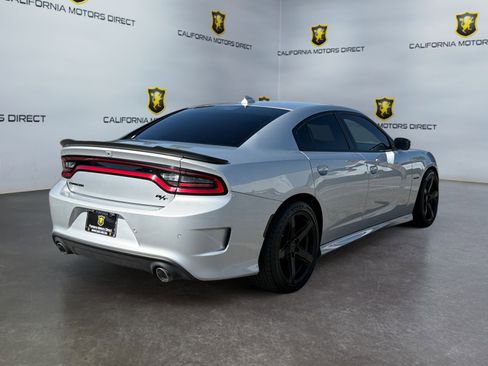 Used 2022 Dodge Charger R/T w/ Plus Group image 5