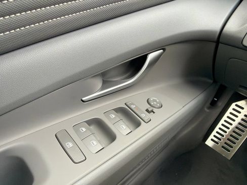 New 2026 Hyundai Elantra Sport FWD image 26