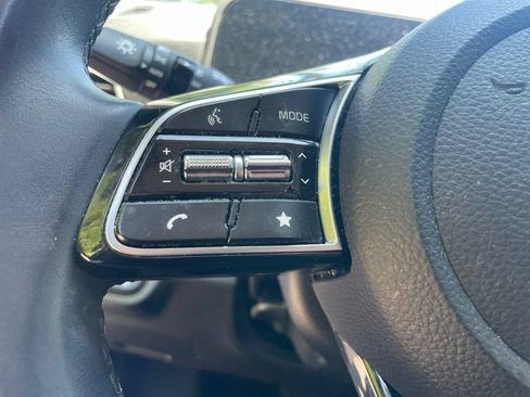 Used 2024 Kia Seltos S FWD image 12