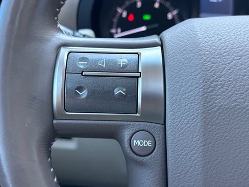 Used 2018 Lexus GX 460 Premium w/ Premium Package AWD/4WD image 35