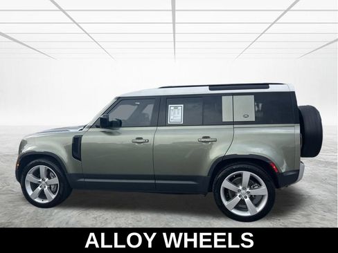 Used 2024 Land Rover Defender 110 S AWD/4WD image 8