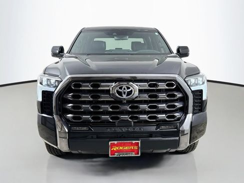 Used 2023 Toyota Tundra Platinum AWD/4WD image 2