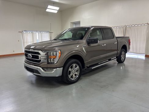 Used 2023 Ford F150 XLT w/ Equipment Group 302A High RWD image 4