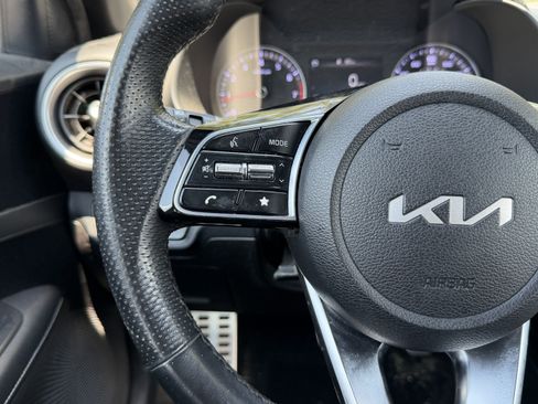 Used 2022 Kia Forte GT-Line FWD image 12