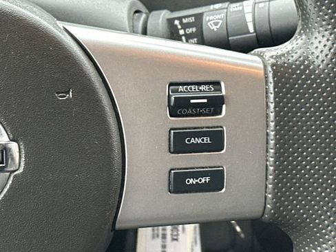 Used 2016 Nissan Frontier SV image 11