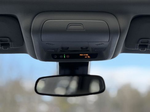 Certified 2023 GMC Terrain SLE w/ Driver Convenience Package image 21