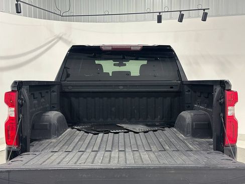 Used 2020 Chevrolet Silverado 1500 Custom Trail Boss w/ Custom Convenience Package AWD/4WD image 5