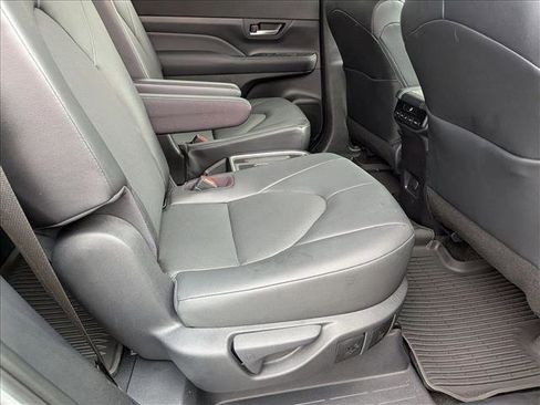 Used 2026 Toyota Grand Highlander FWD image 21