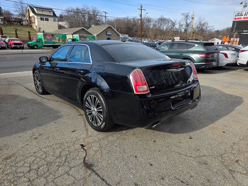 Used 2014 Chrysler 300 S image 7