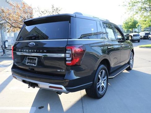 Used 2022 Ford Expedition Limited AWD/4WD image 5