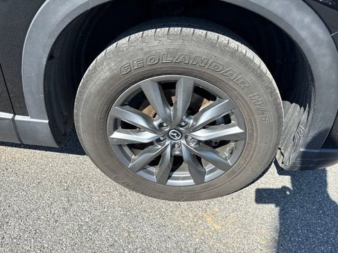 Used 2023 MAZDA CX-9 Touring image 9