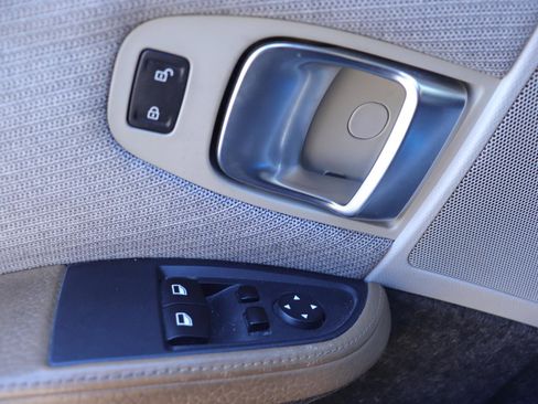 Used 2015 BMW i3 w/ Range Extender image 18