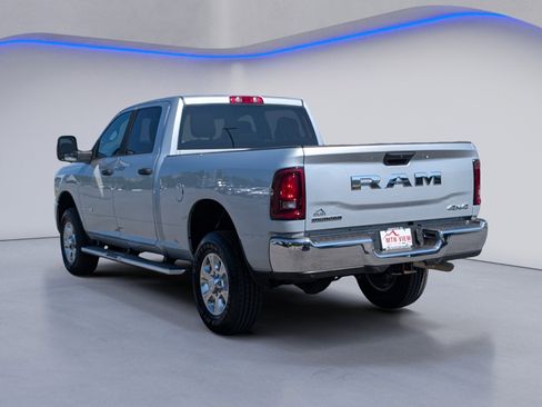 Used 2026 RAM 2500 Big Horn AWD/4WD image 6